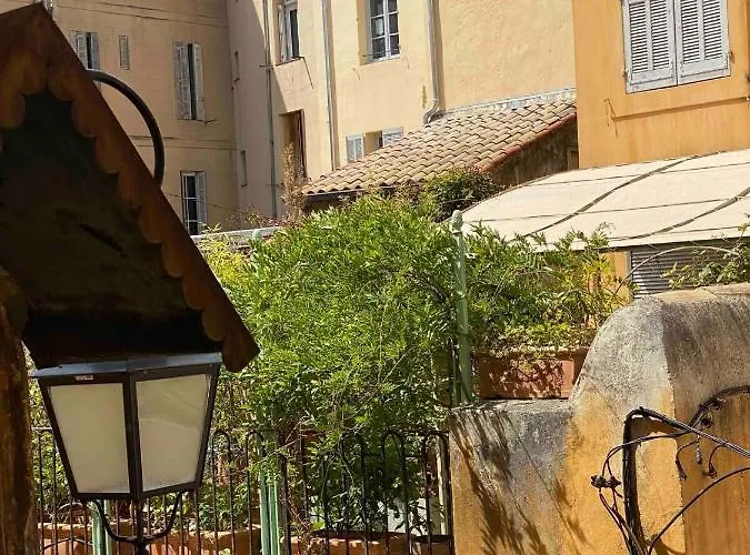 L\'Escapade Aixoise Hyper Centre Historique Studios Free Netfilx Wifi Romantics Apartments Historic Center