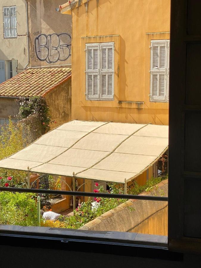 Apartment L'escapade Aixoise: Historic Center With Netflix Aix-en-Provence