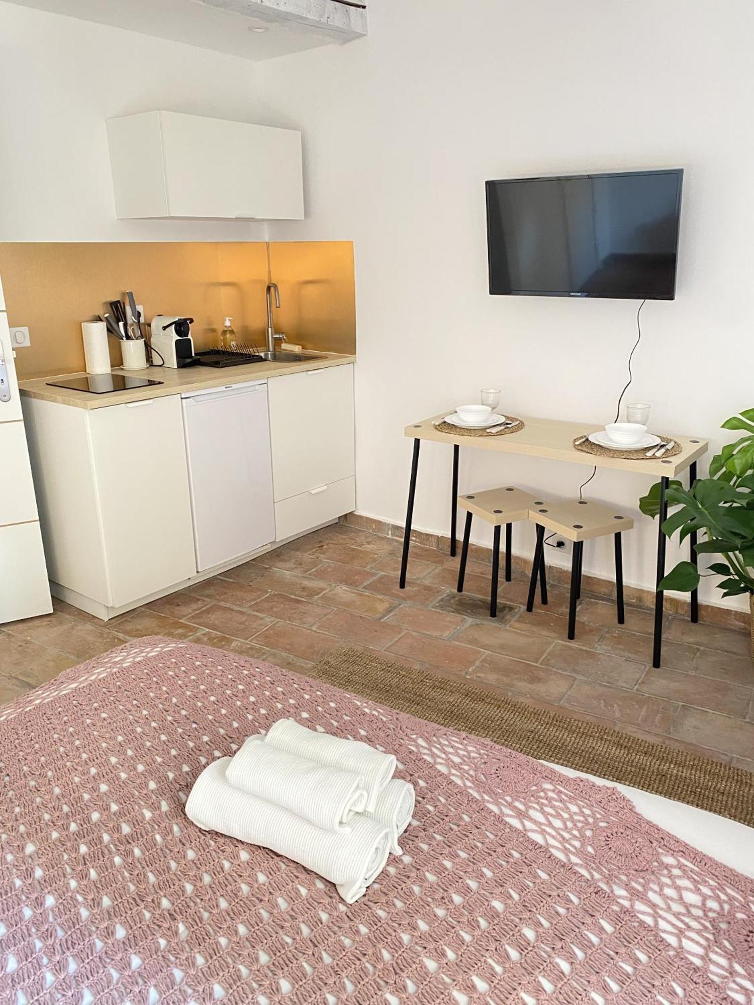 Apartment L'escapade Aixoise: Historic Center With Netflix *